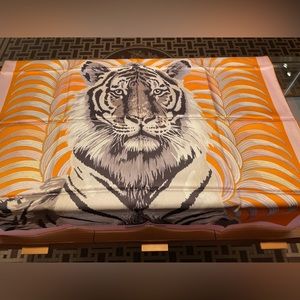 Brand New Hermes Tiger double face scarf 90